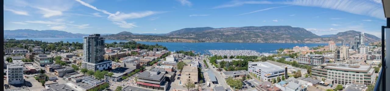 Awesome View 21 Two Bedroom One Bath Downtown Lake View Near Beach Келоуна Экстерьер фото